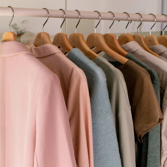 Friday Unlisted Items Live Show - Picture 1 of 1